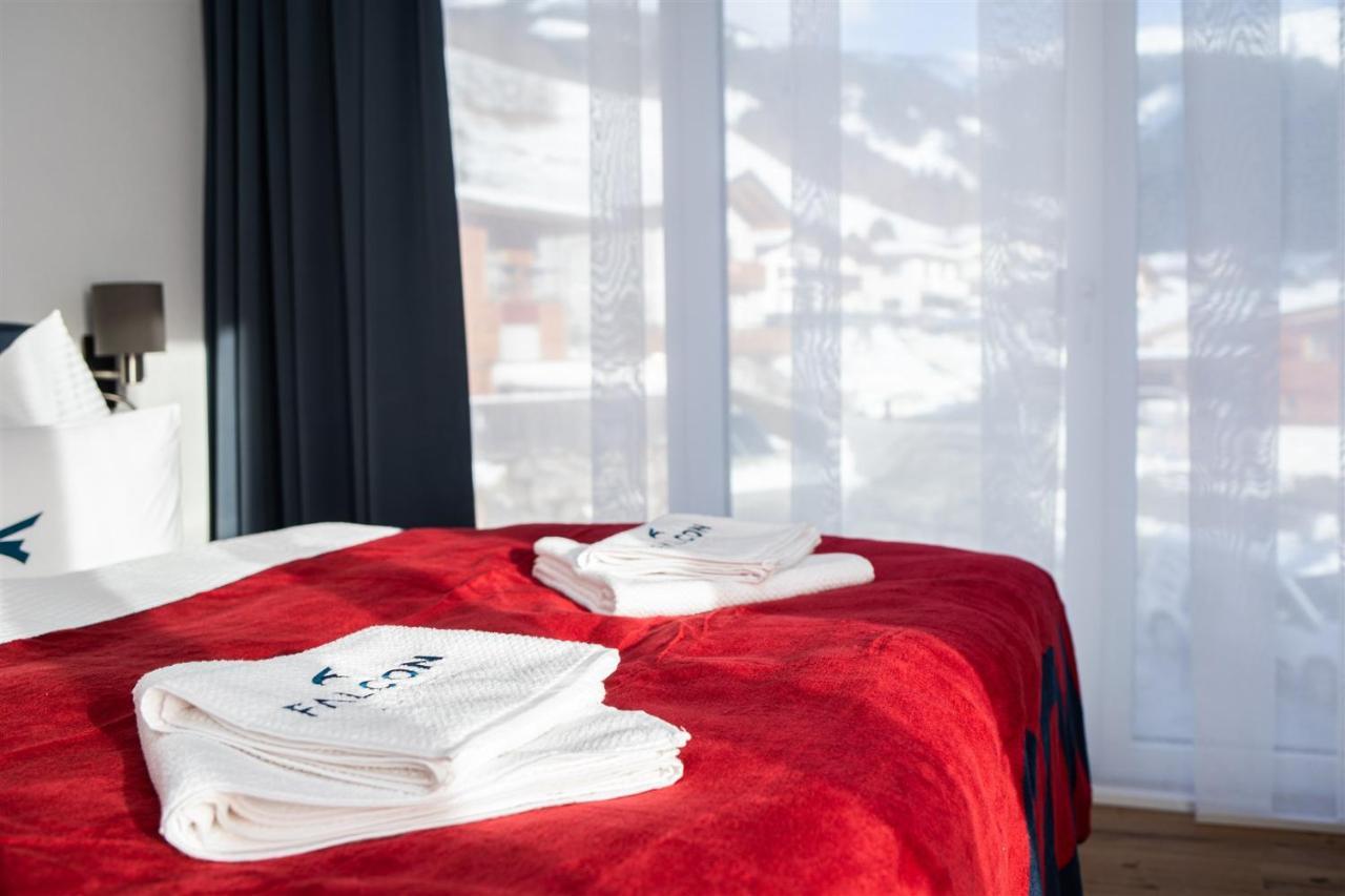 Falcon Suites Zell Am See - Summercard Included Bagian luar foto